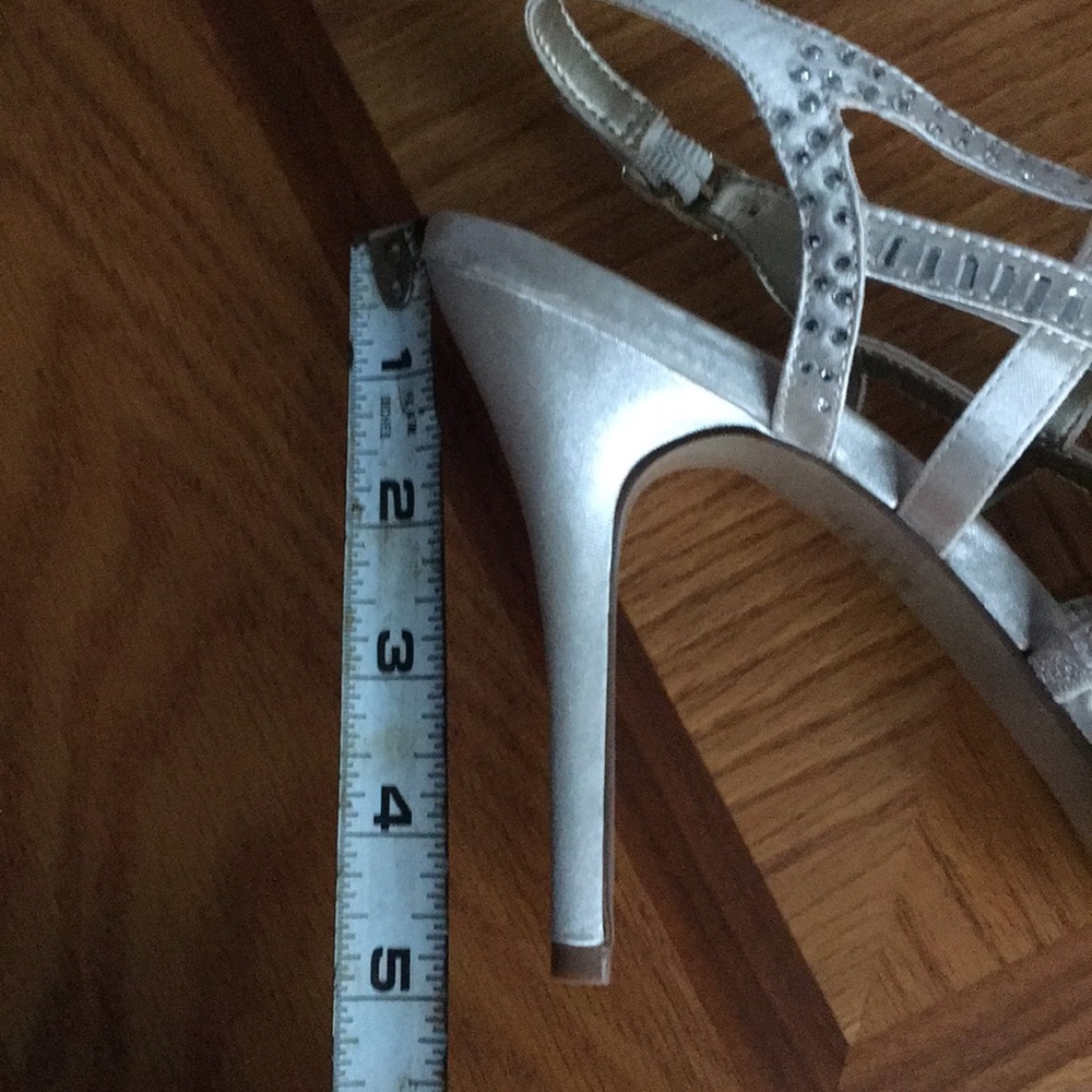 Audrey Brooke Never Worn High Heels - Picture 5 of 7
